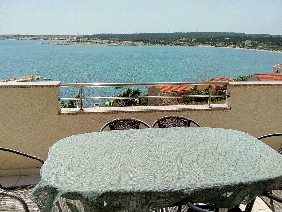 Apartmani Luna Novalja Extérieur photo
